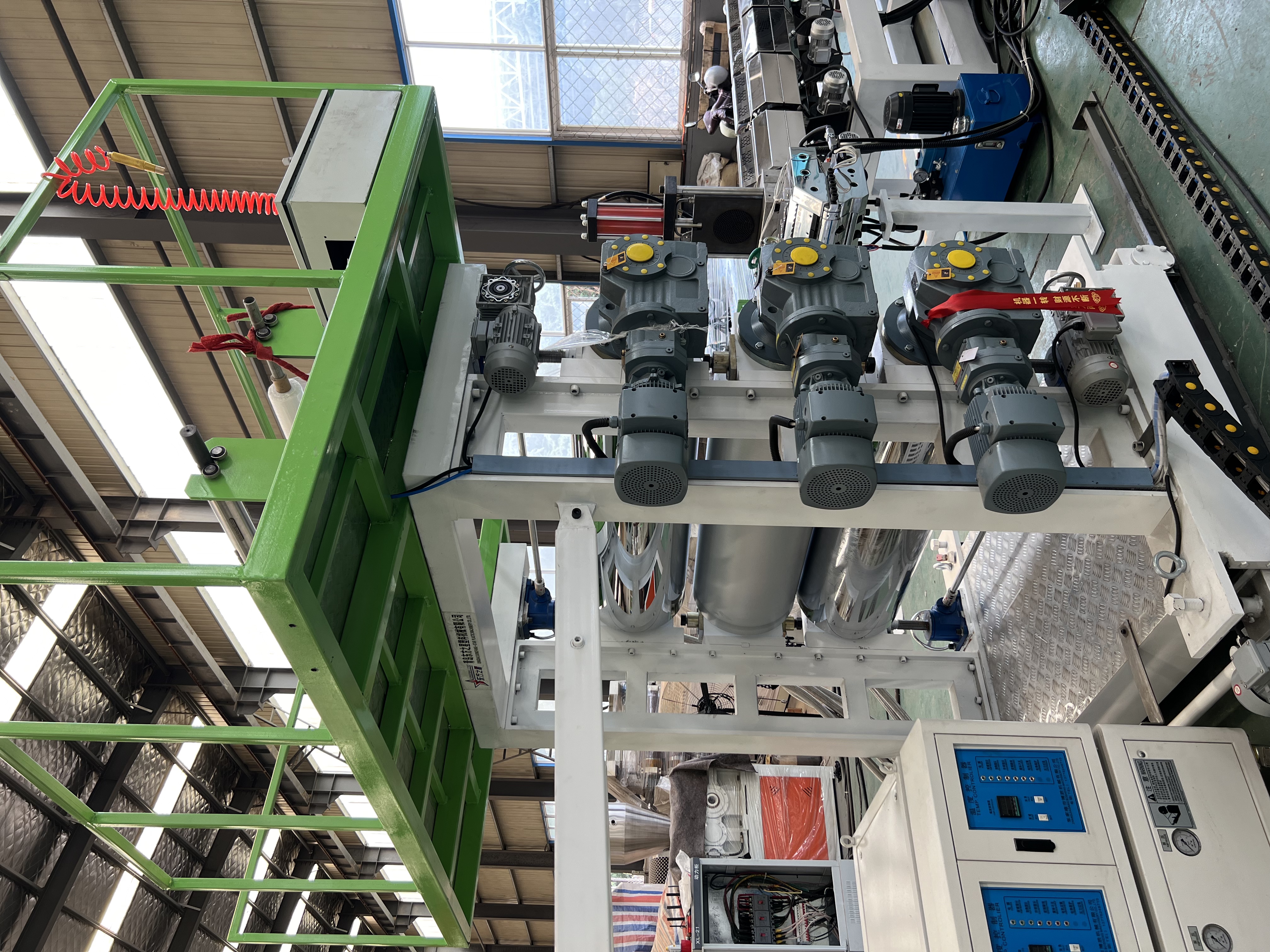 ​SBS Extruder machine Passes Acceptance Inspection